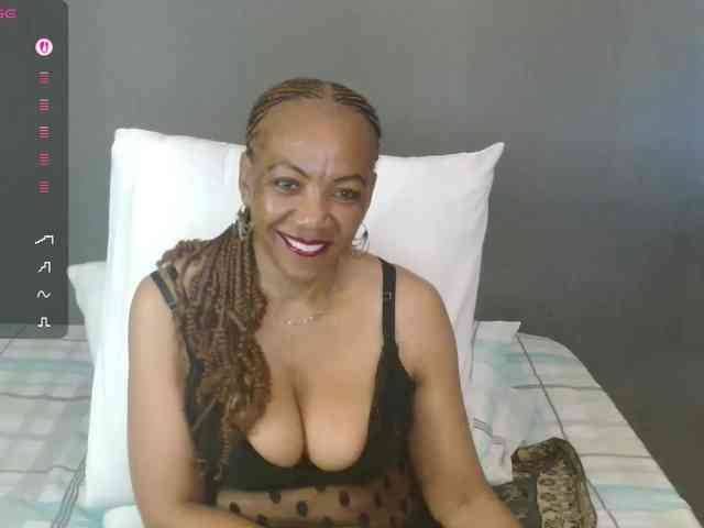 Sweetlilya webcam