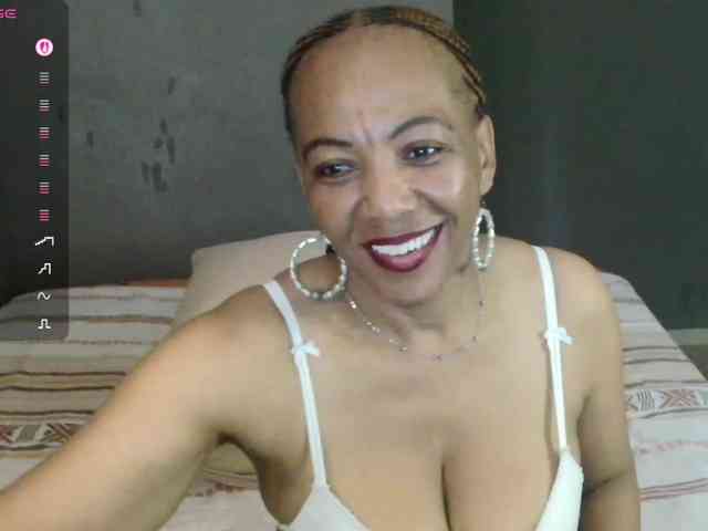 Sweetlilya webcam