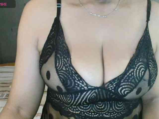 Sweetlilya webcam