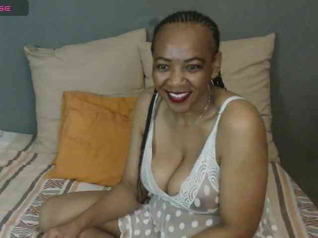 Sweetlilya webcam