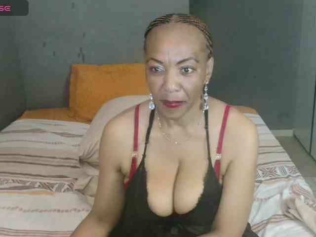 Sweetlilya webcam
