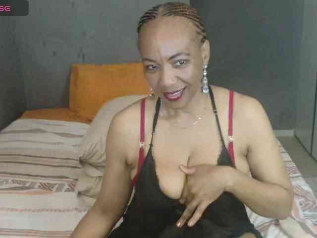 Sweetlilya webcam