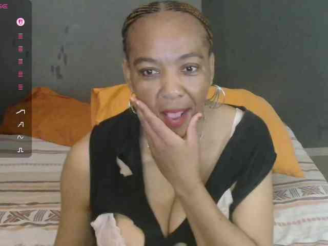 Sweetlilya webcam