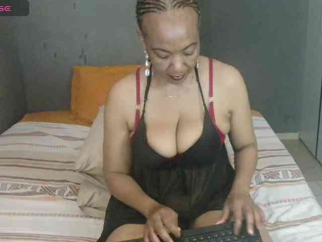 Sweetlilya webcam