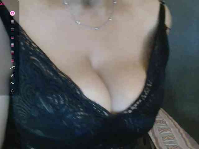 Sweetlilya webcam