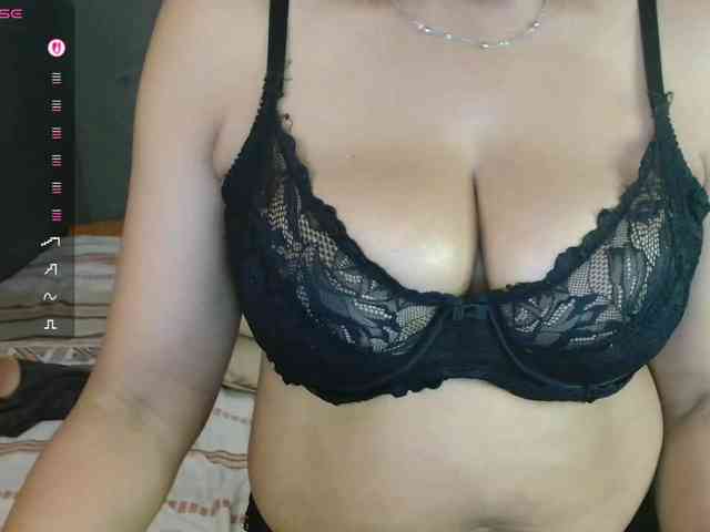Sweetlilya webcam