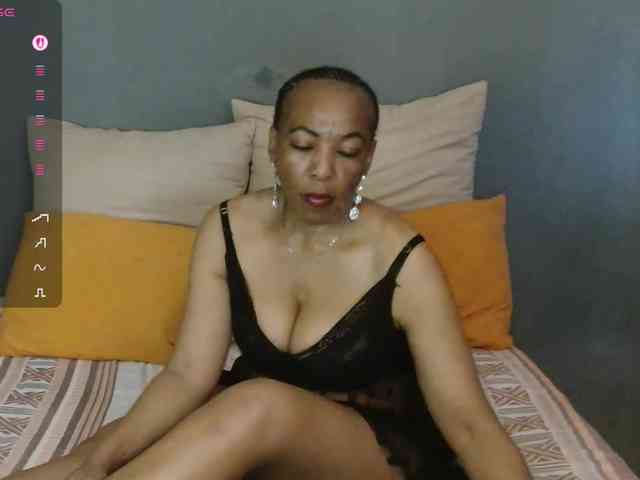 Sweetlilya webcam