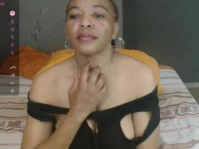 Sweetlilya webcam