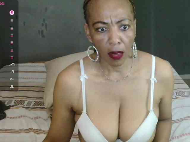 Sweetlilya webcam