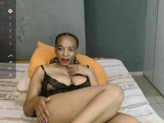 Sweetlilya webcam