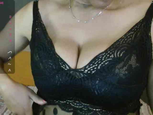 Sweetlilya webcam