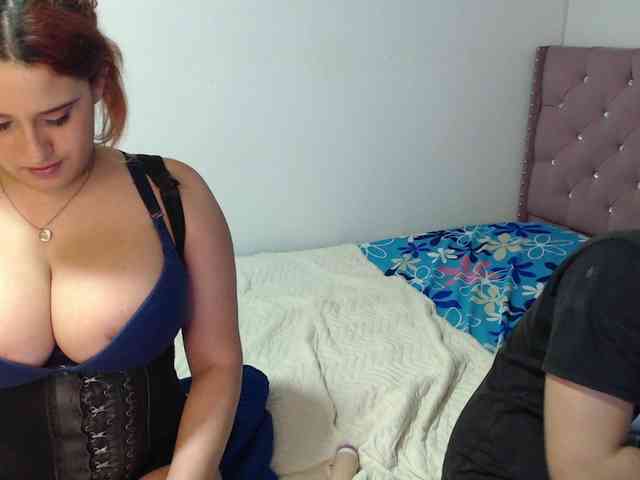 SammiAndSoffi Live Webcam on BongaCams