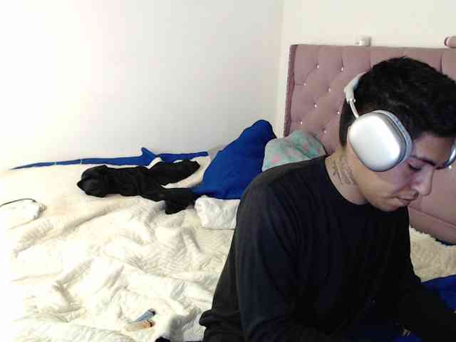 SammiAndSoffi webcam