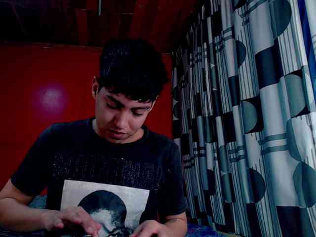 SammiAndSoffi webcam