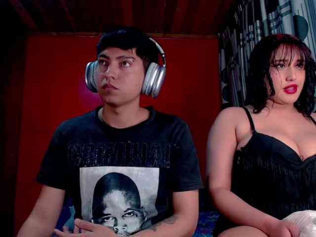 SammiAndSoffi webcam