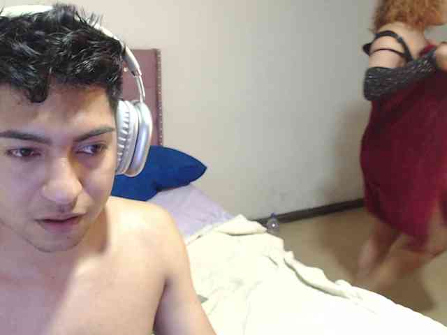 SammiAndSoffi webcam