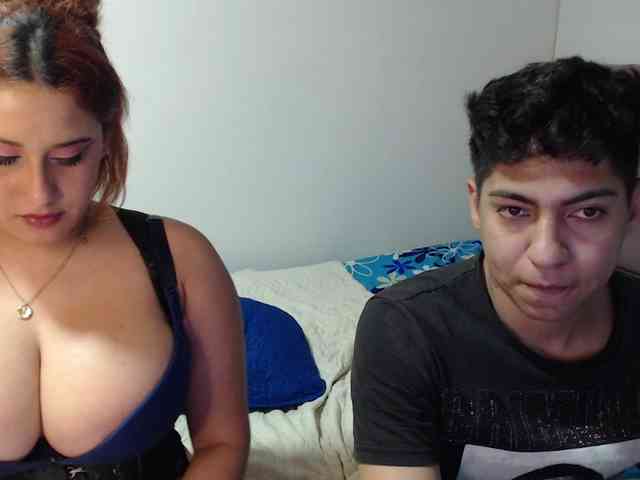 SammiAndSoffi webcam