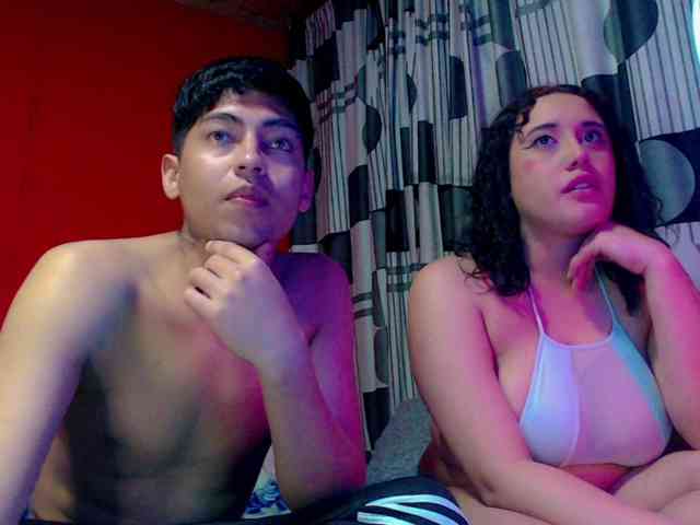 SammiAndSoffi webcam