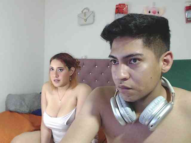 SammiAndSoffi webcam