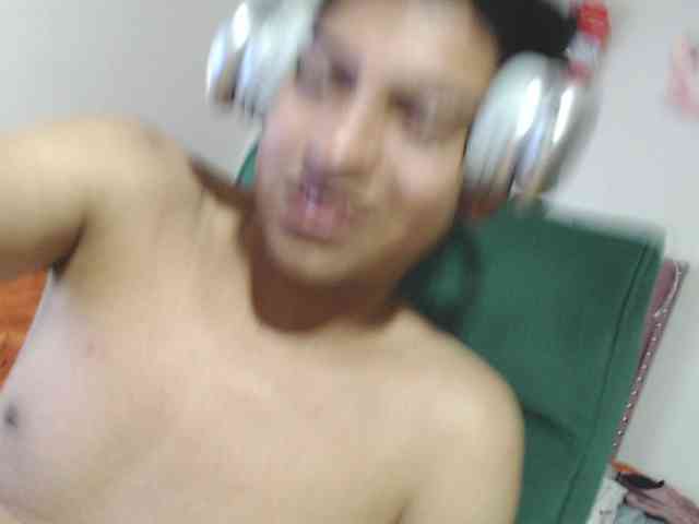 SammiAndSoffi webcam