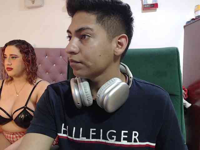 SammiAndSoffi webcam