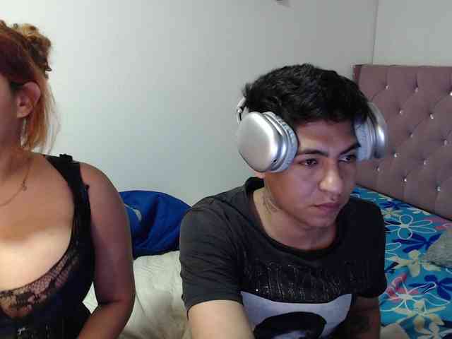 SammiAndSoffi webcam