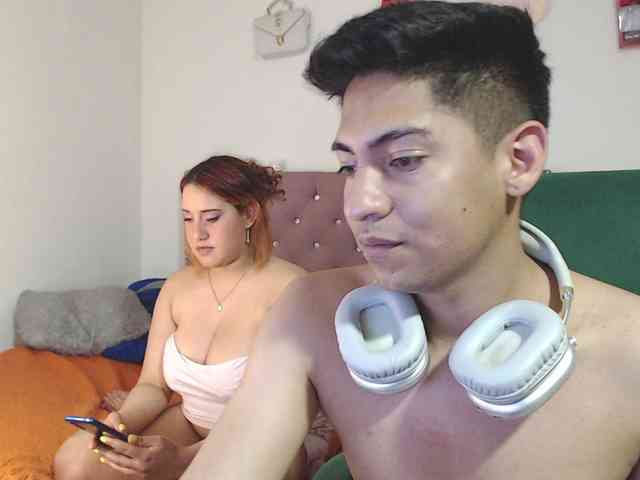 SammiAndSoffi webcam