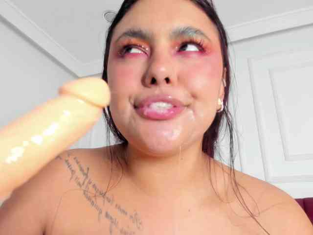 Spicymonroe webcam