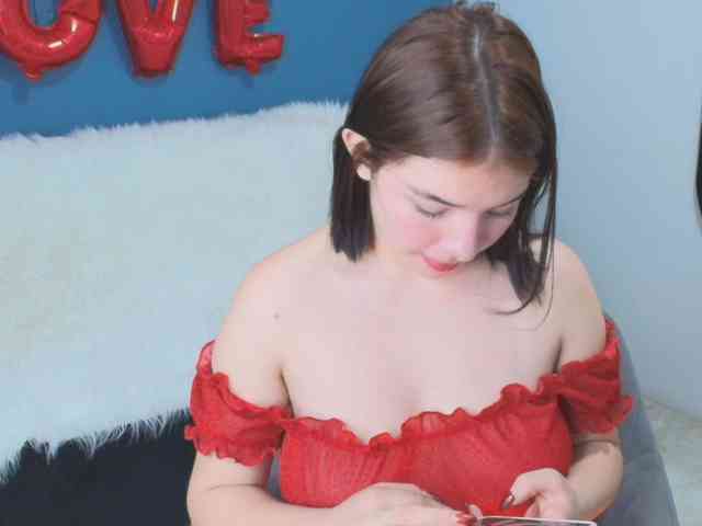 Zamira-Taylor webcam