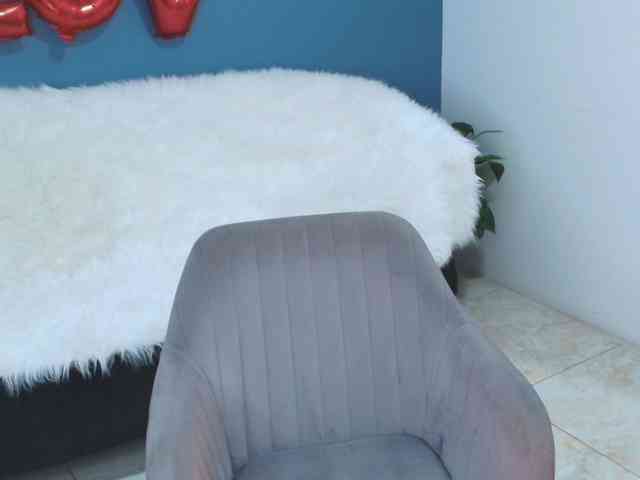 Zamira-Taylor webcam