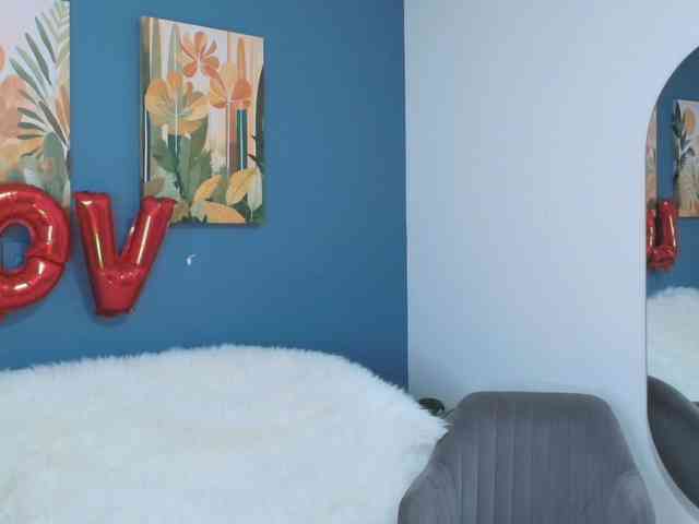 Zamira-Taylor webcam