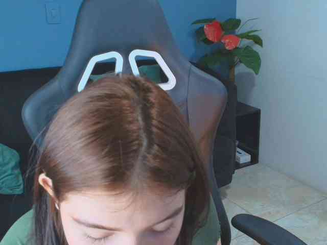 Zamira-Taylor webcam