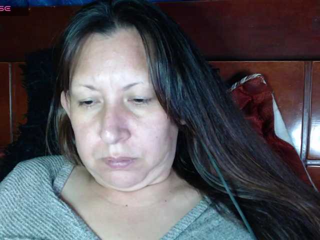 evatoms's BongaCams show and profile