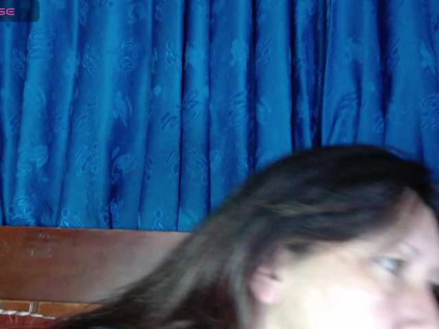 evatoms's BongaCams show and profile