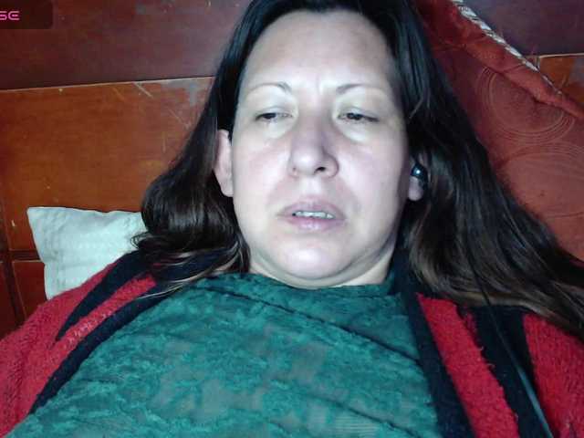 evatoms's BongaCams show and profile