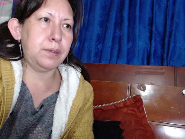 evatoms Live Cam on BongaCams