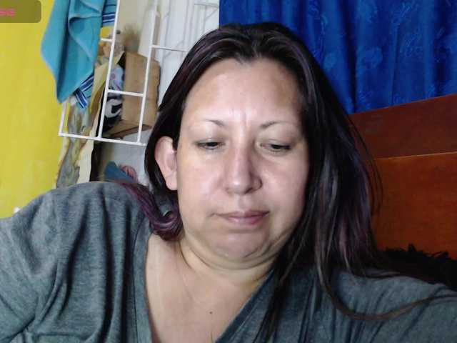 evatoms's BongaCams show and profile