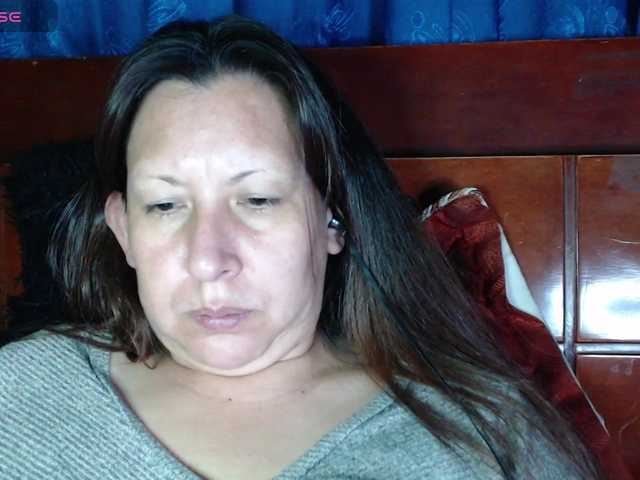 evatoms's BongaCams show and profile