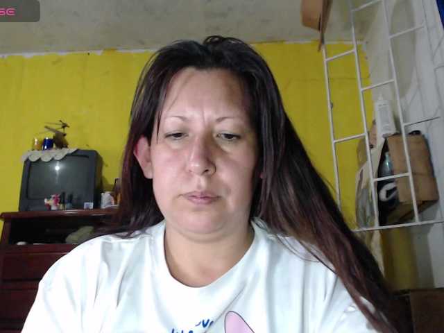 evatoms's BongaCams show and profile