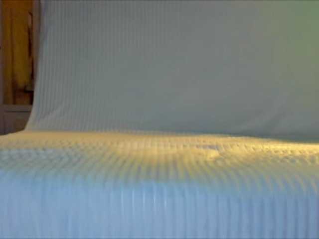 RRRMMMHHH's BongaCams show and profile