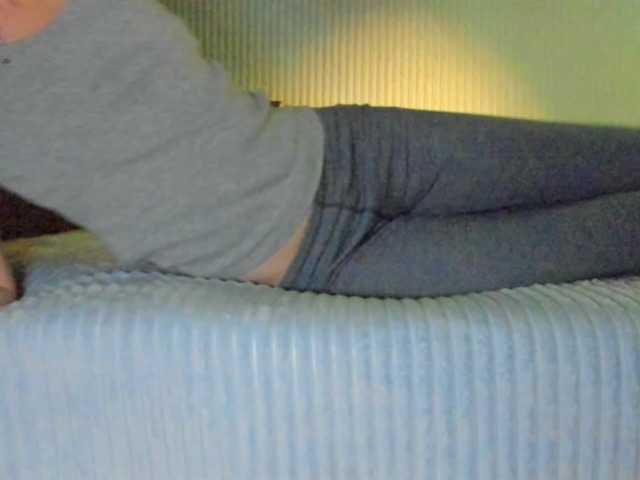 RRRMMMHHH's BongaCams show and profile