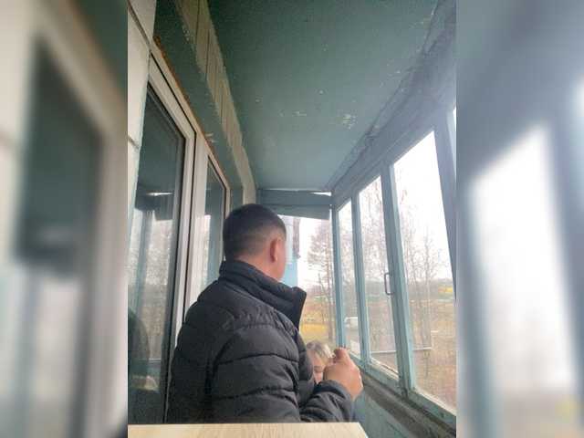 go to chat with Xyligana