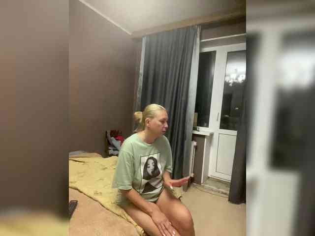 online nude chatroom Xyligana