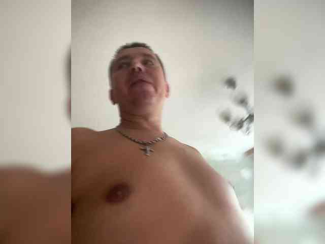 strip chatroom Xyligana