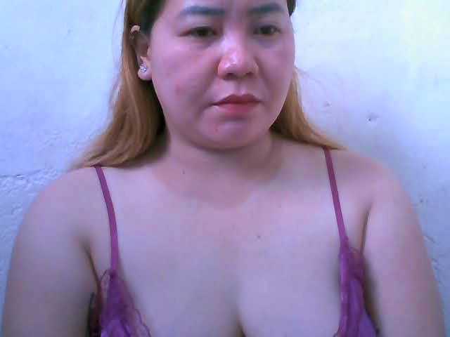 Hotboobies19 webcam bongacams model stream image