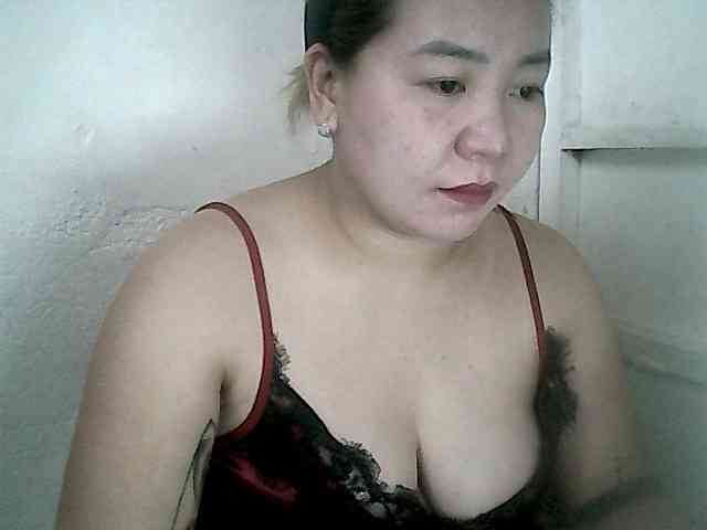 Hotboobies19 webcam