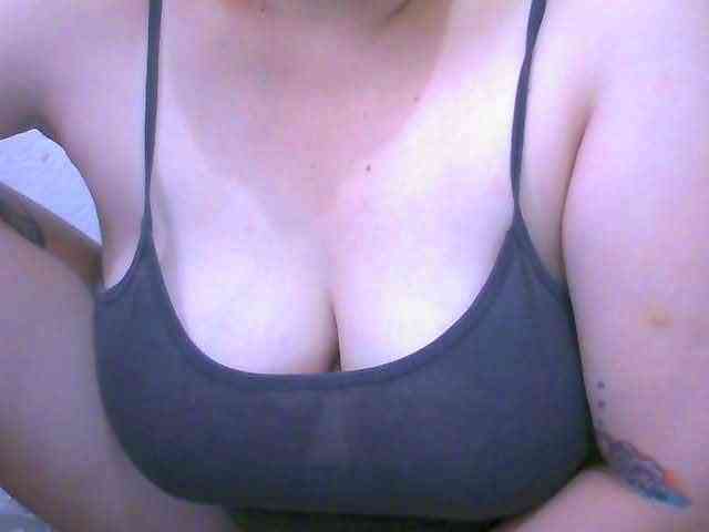 Hotboobies19 Hotboobies19