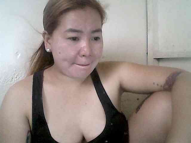 Hotboobies19 webcam