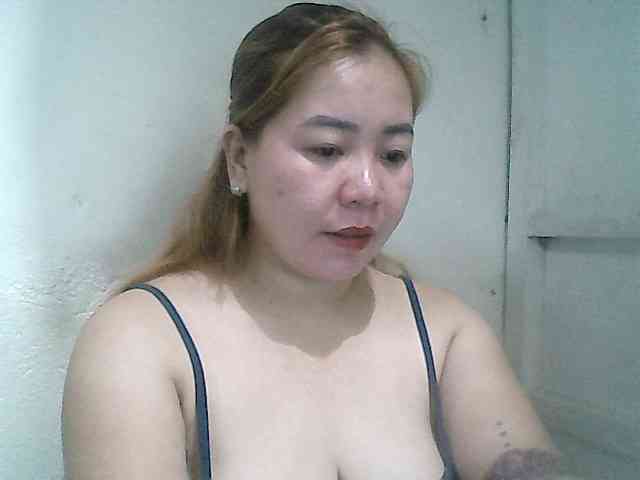 Hotboobies19 webcam