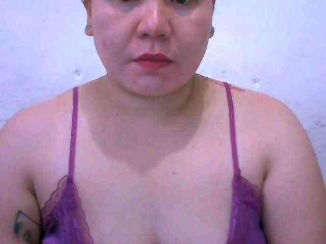 Hotboobies19 Live Webcam on BongaCams